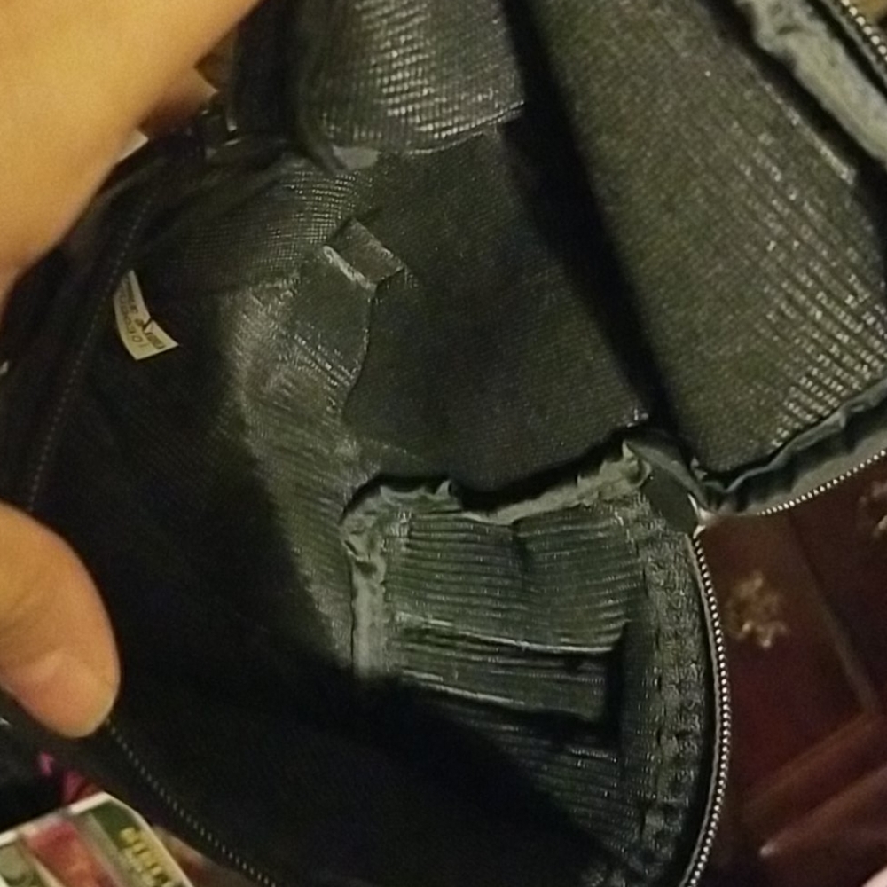 SMALL CASE FOR CD,'S ETC. - Picture 3 of 4